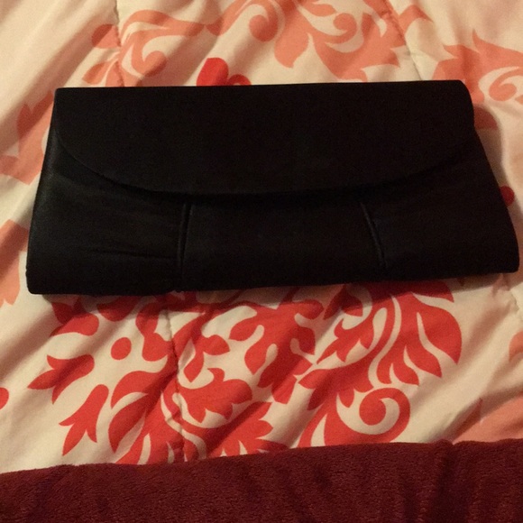 Handbags - FREE when bundled with an item.